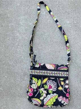 Vera Bradley Triple Zip Hipster Crossbody Bag in retired 2014 "Moon Blooms"